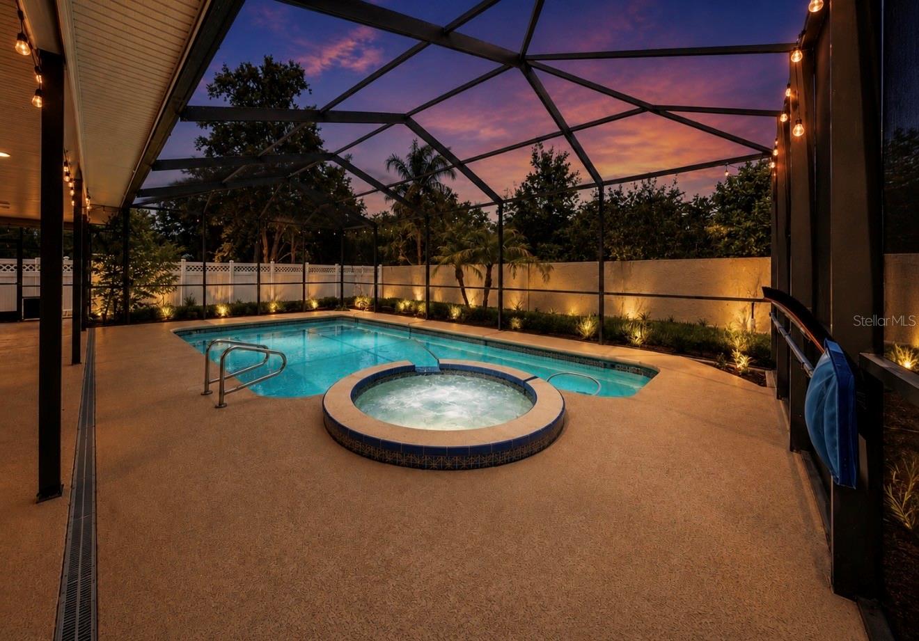 MASON OAKS - Residential