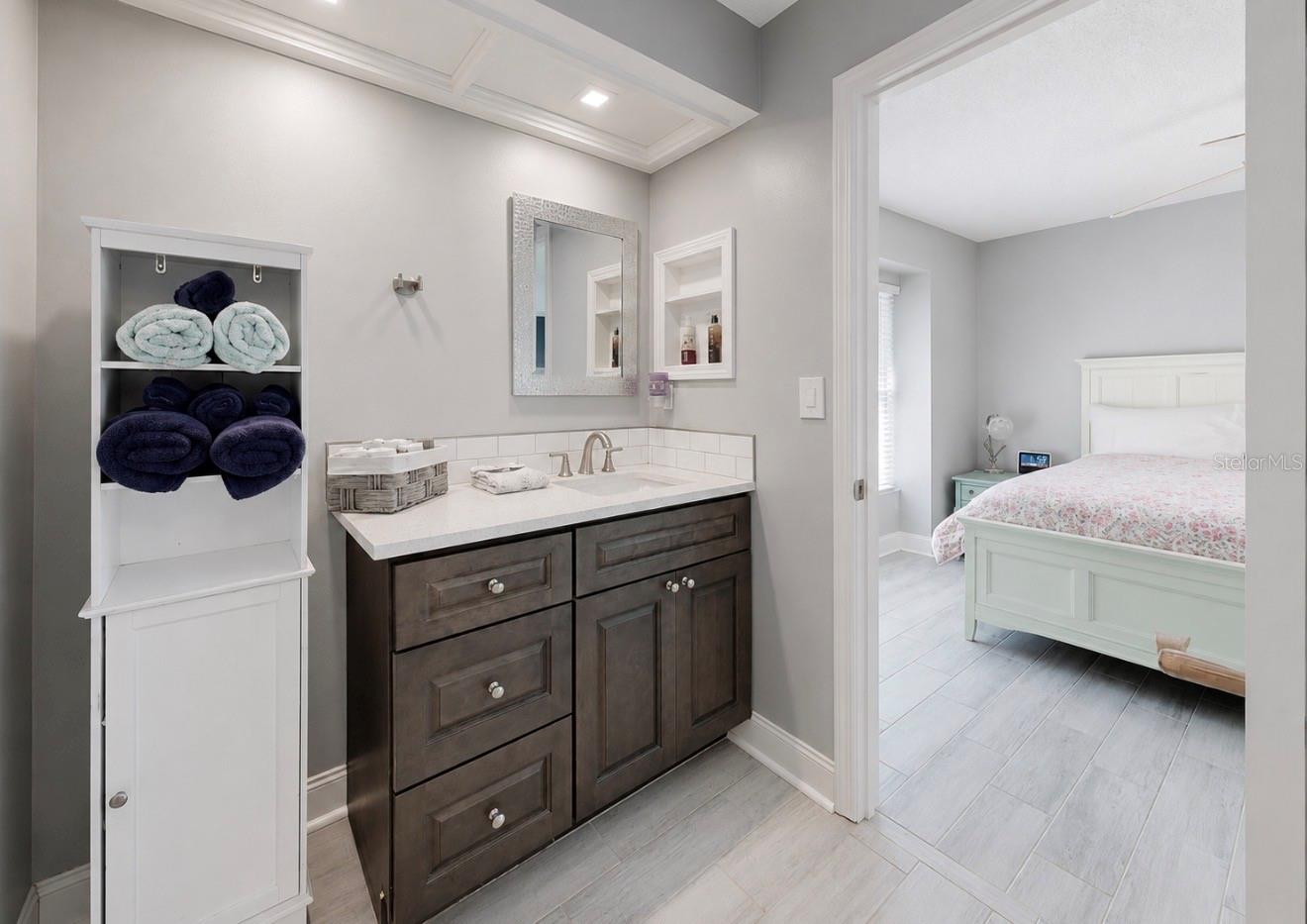 MASON OAKS - Residential