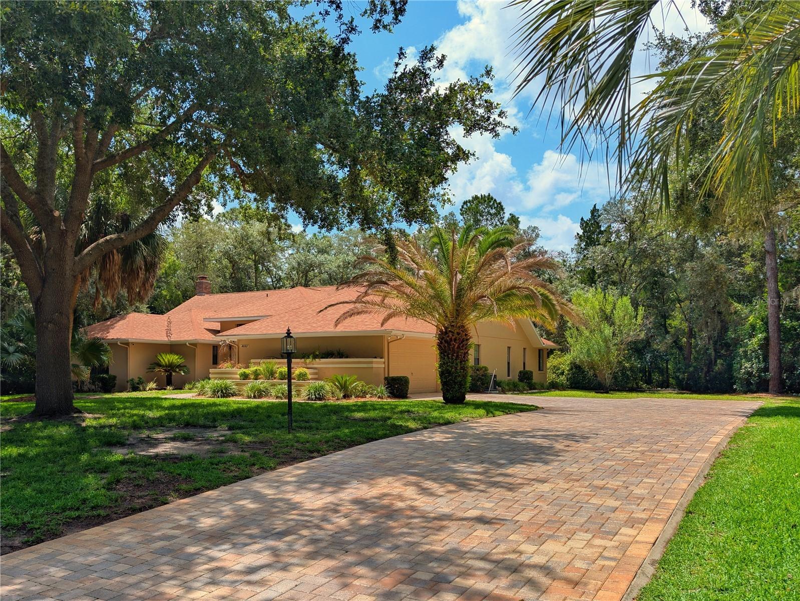 FAIRVIEW ESTATES - Residential