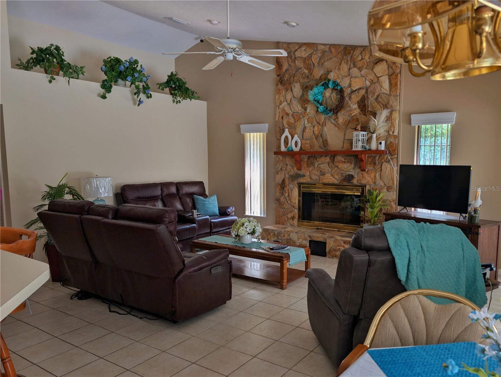 FAIRVIEW ESTATES - Residential