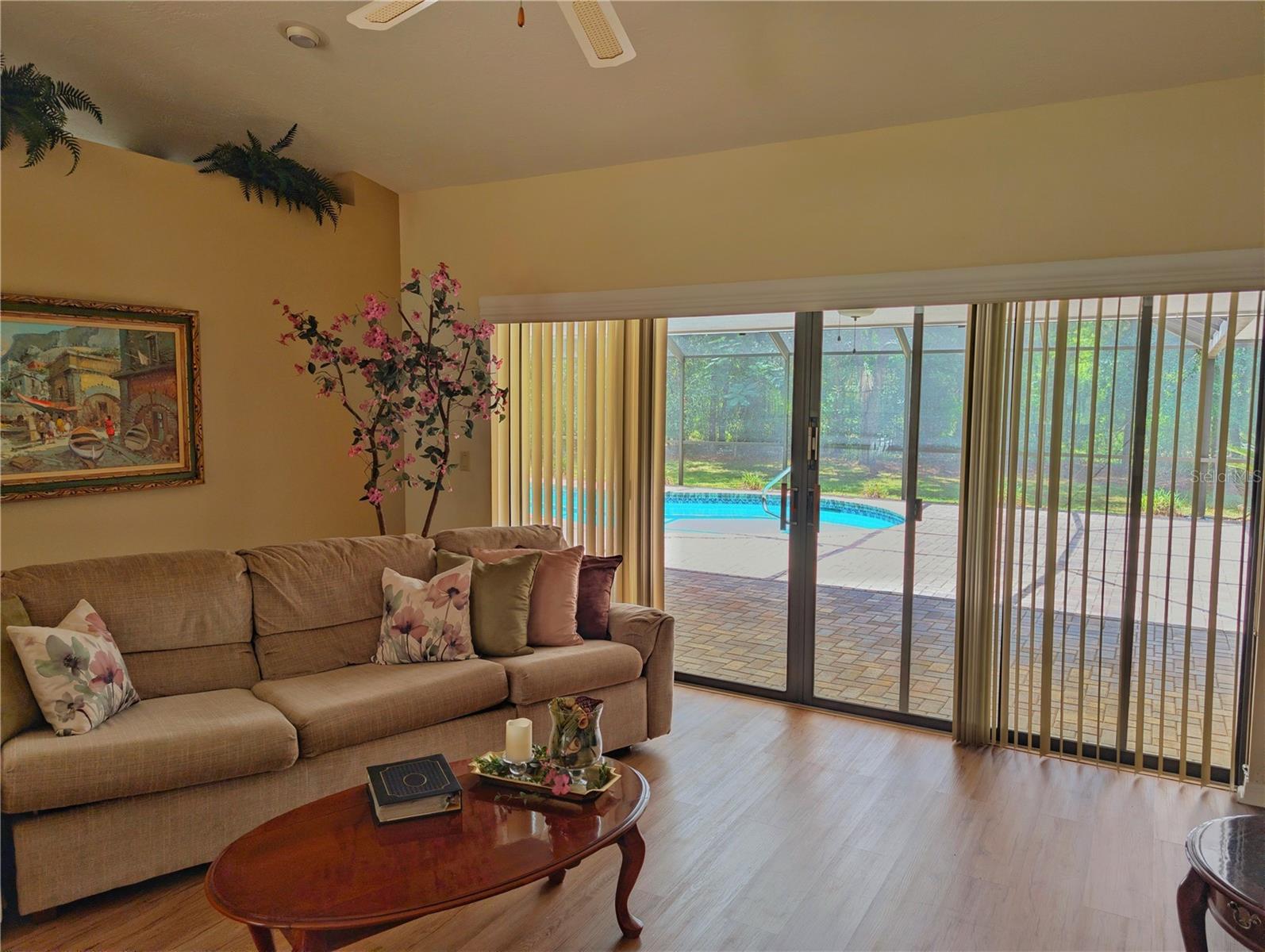 FAIRVIEW ESTATES - Residential