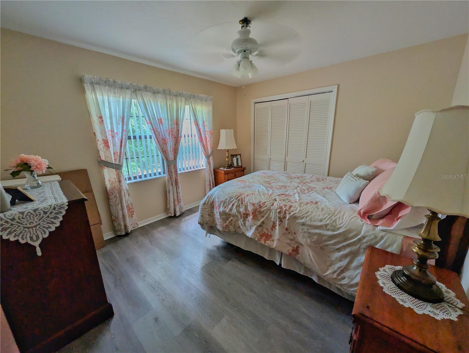 FAIRVIEW ESTATES - Residential