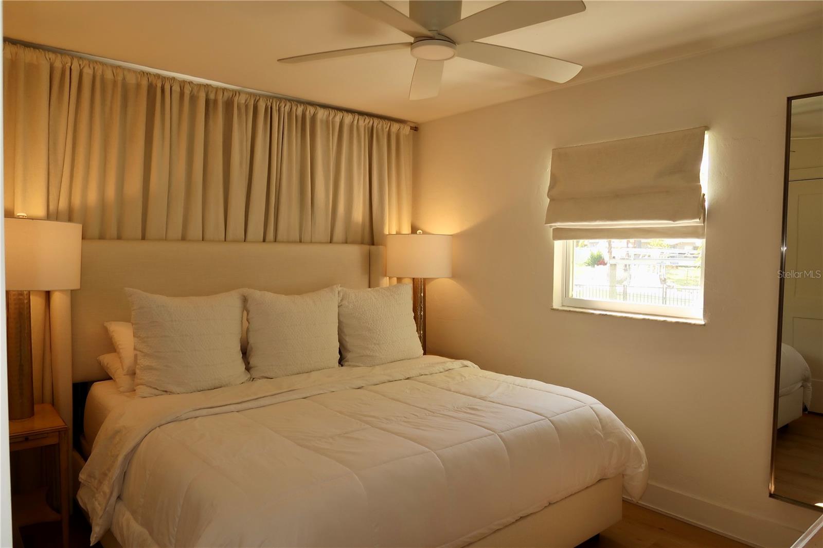 SUN PLAZA ISLES - Residential Lease