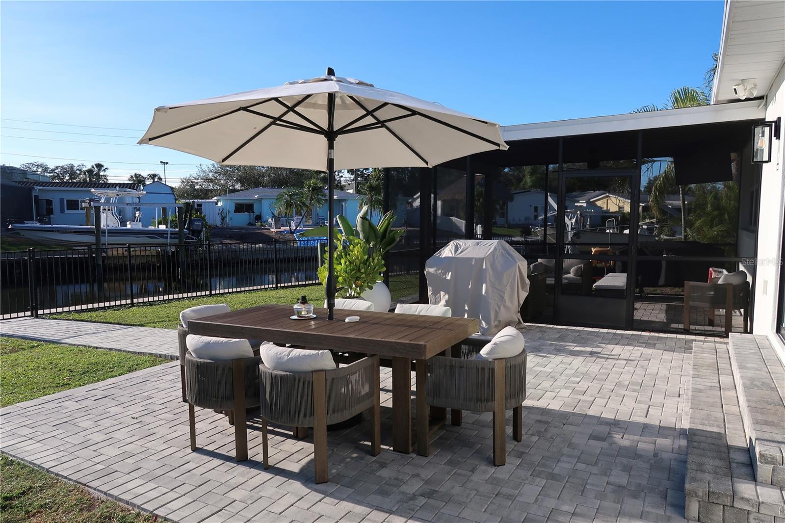 SUN PLAZA ISLES - Residential Lease