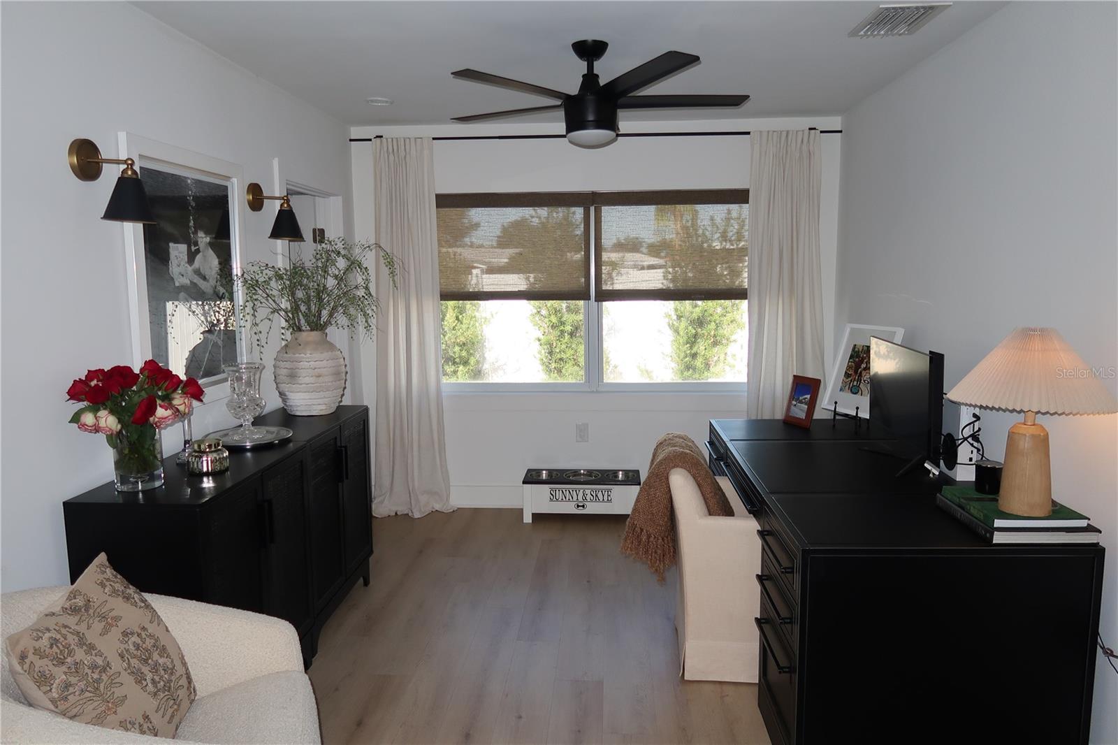 SUN PLAZA ISLES - Residential Lease