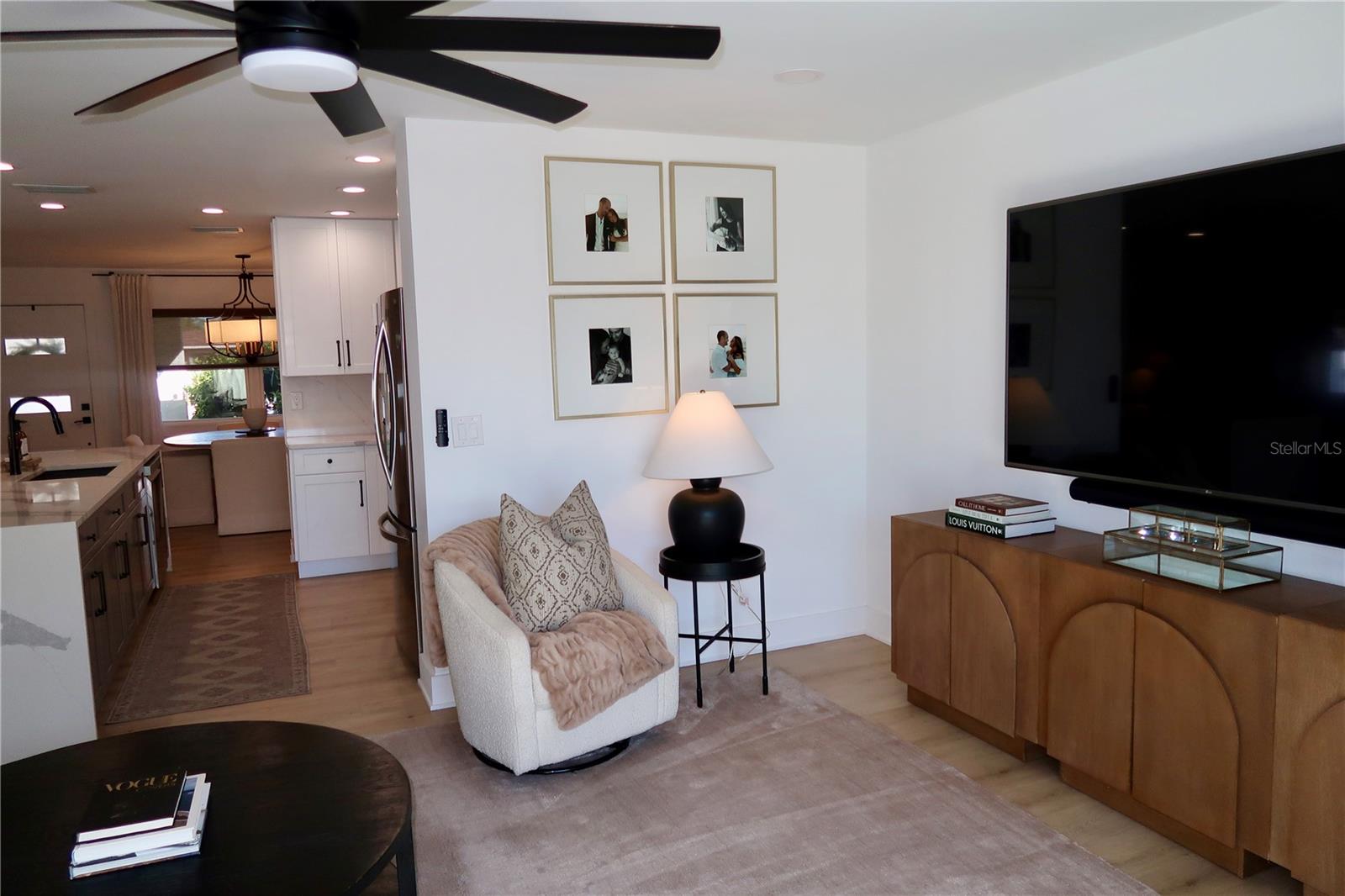 SUN PLAZA ISLES - Residential Lease