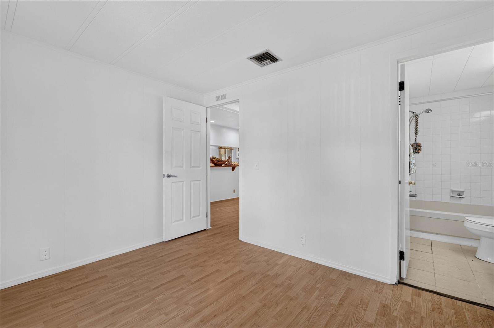 TOWNHOMES WINTER GARDEN - Residential