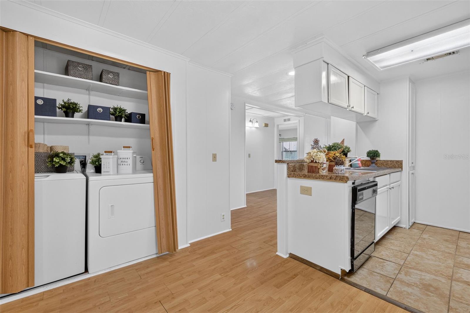 TOWNHOMES WINTER GARDEN - Residential