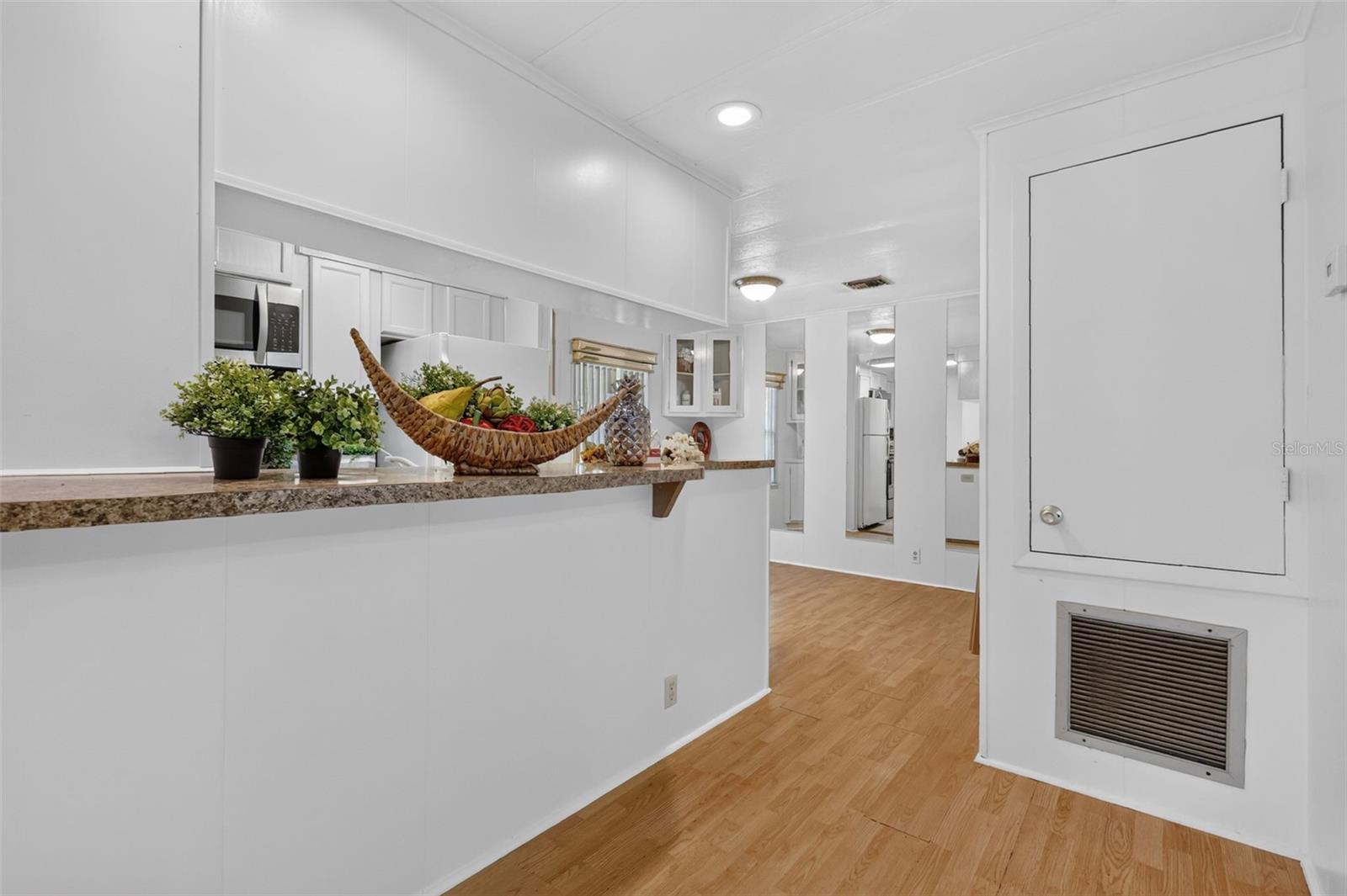 TOWNHOMES WINTER GARDEN - Residential