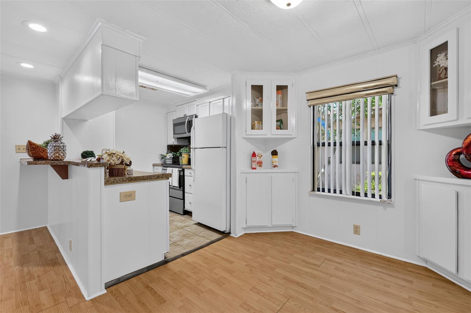 TOWNHOMES WINTER GARDEN - Residential