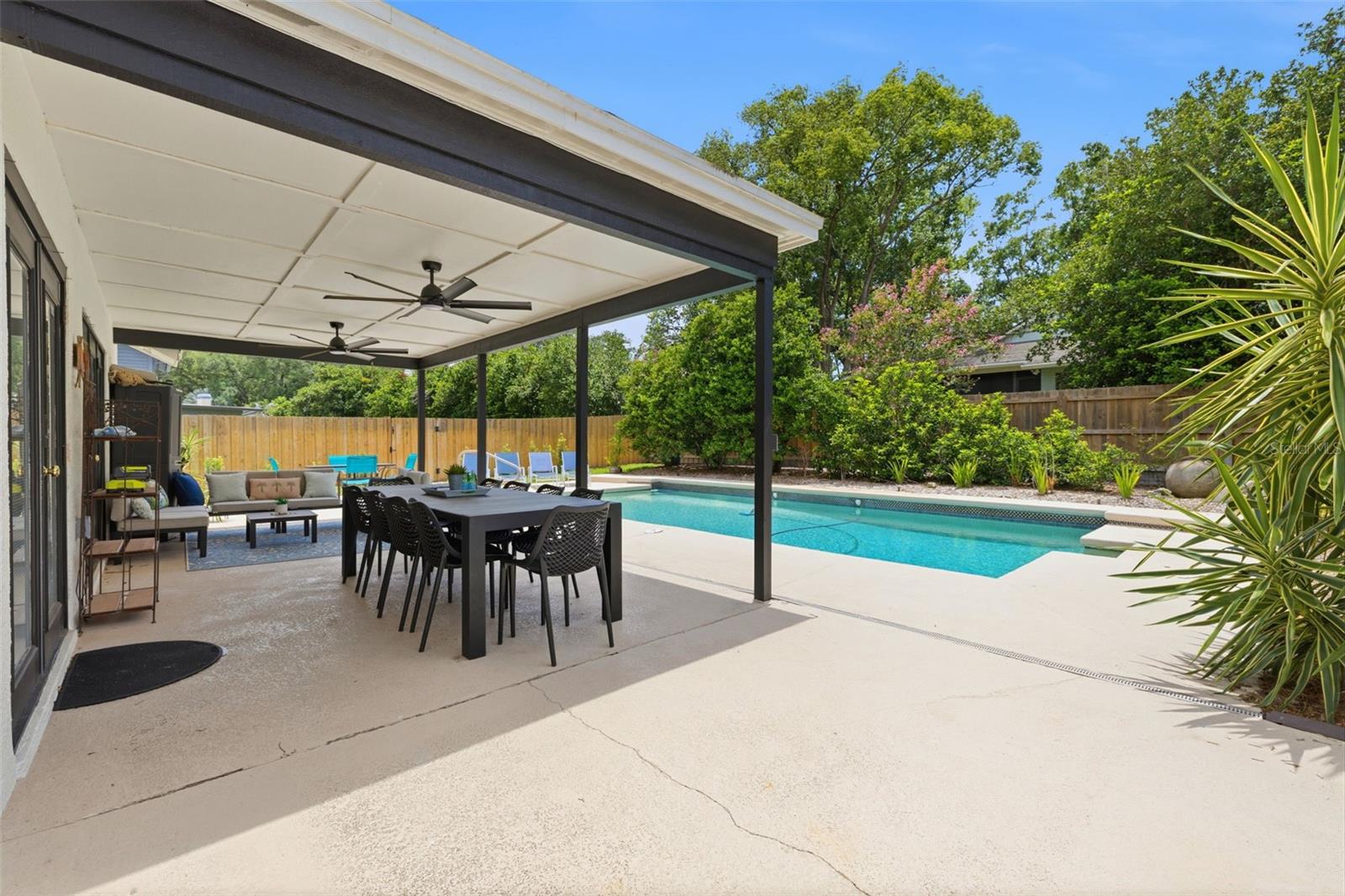 FRANCES ARBOR VILLAS - Residential