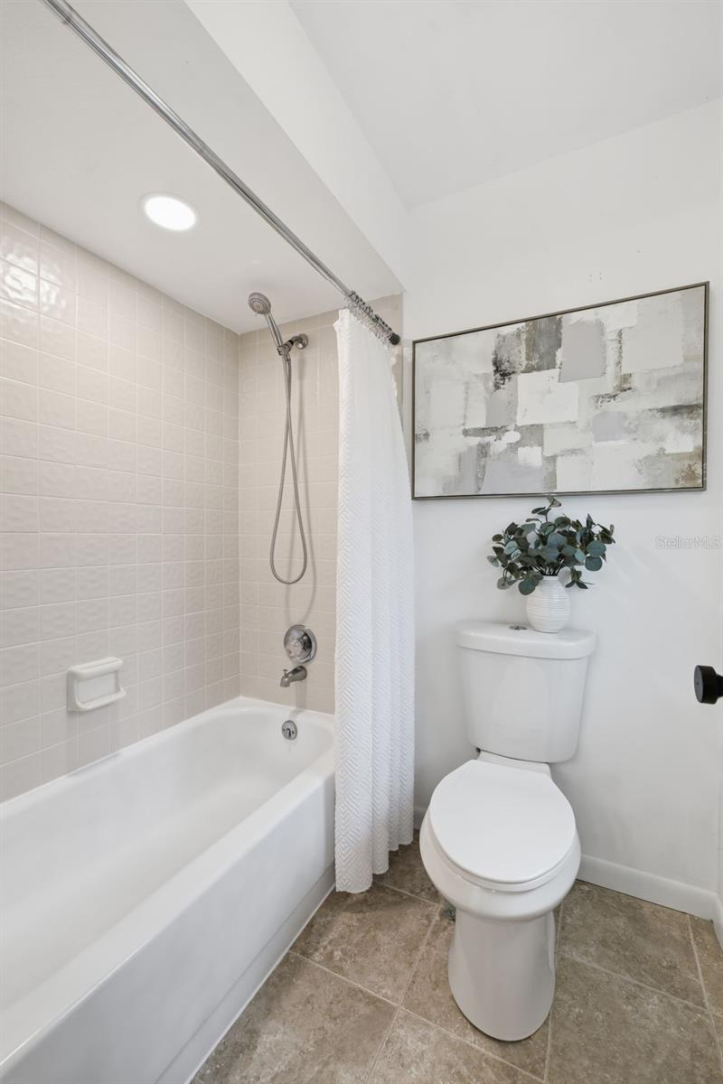 FRANCES ARBOR VILLAS - Residential