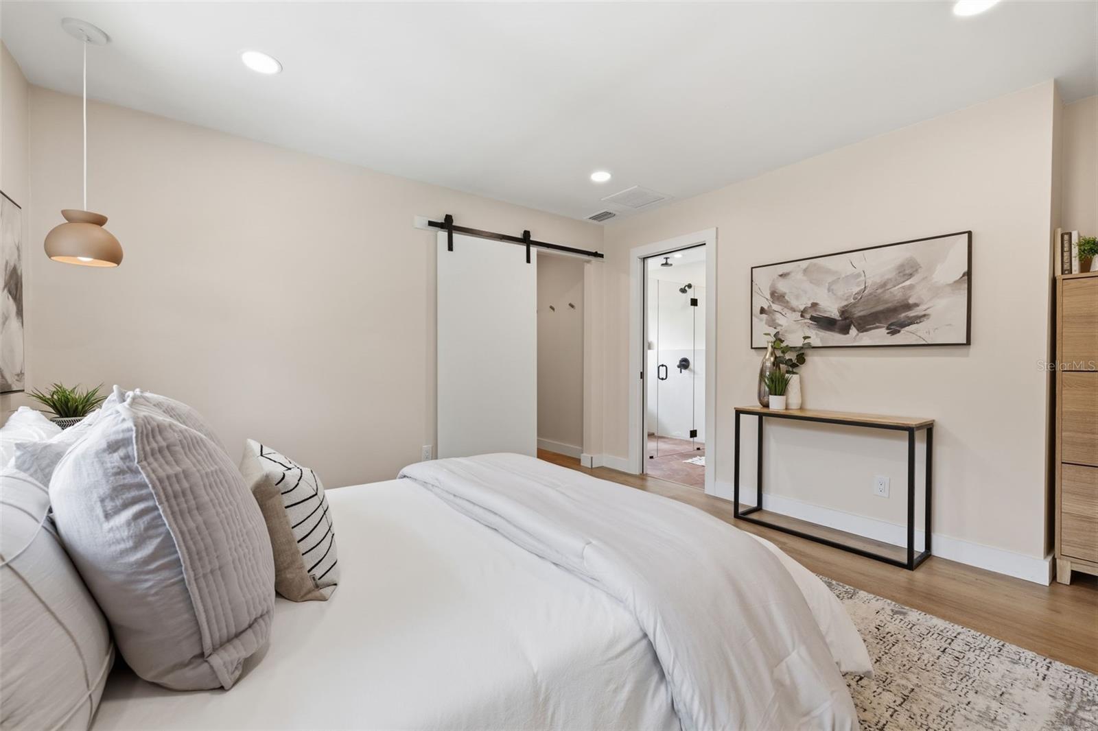 FRANCES ARBOR VILLAS - Residential