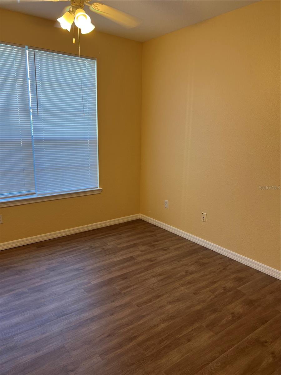 CENTRAL PK/LEE VISTA - Residential