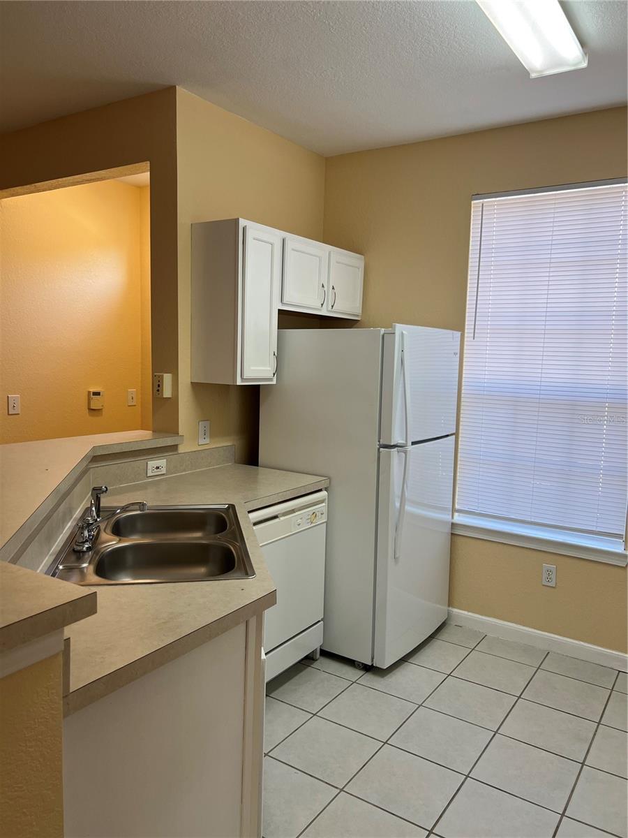 CENTRAL PK/LEE VISTA - Residential