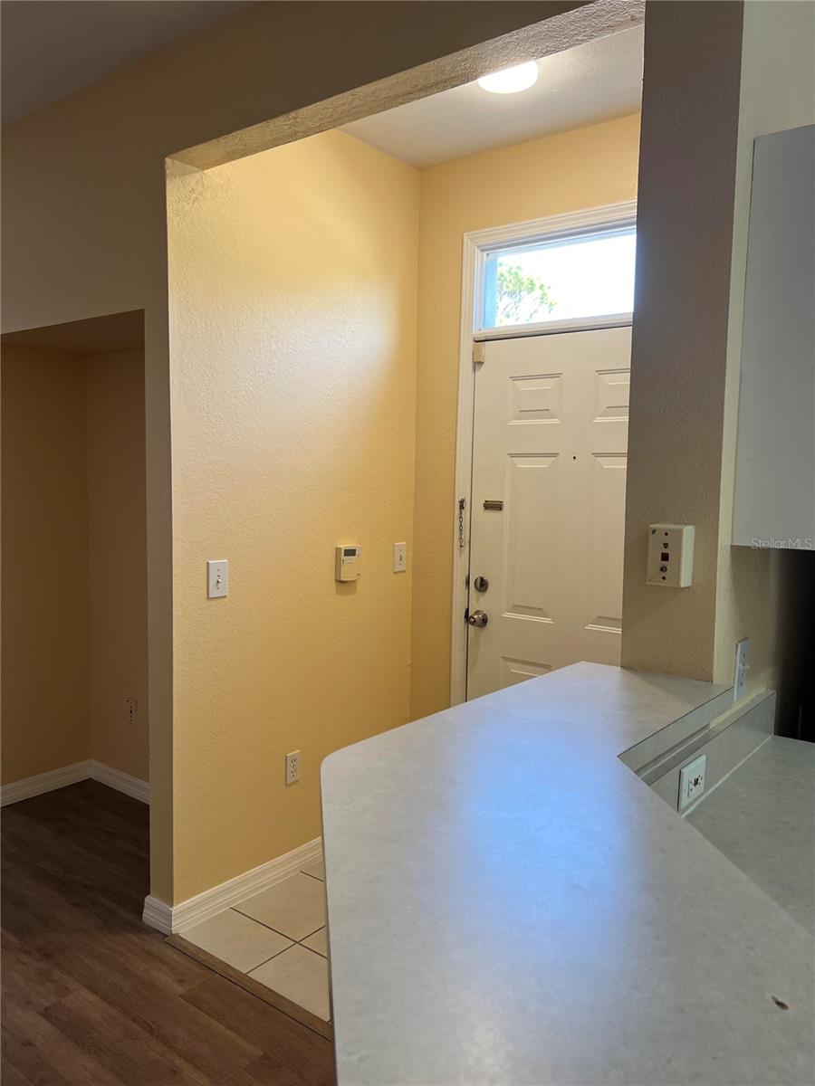 CENTRAL PK/LEE VISTA - Residential