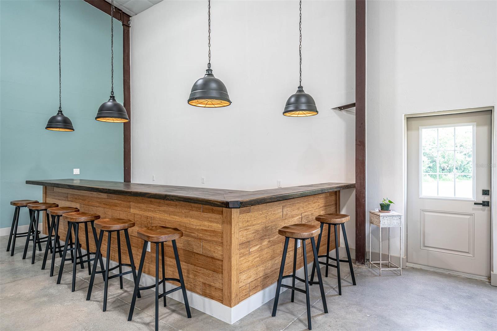 Assessors Pablo Rosette Gran - Commercial Sale