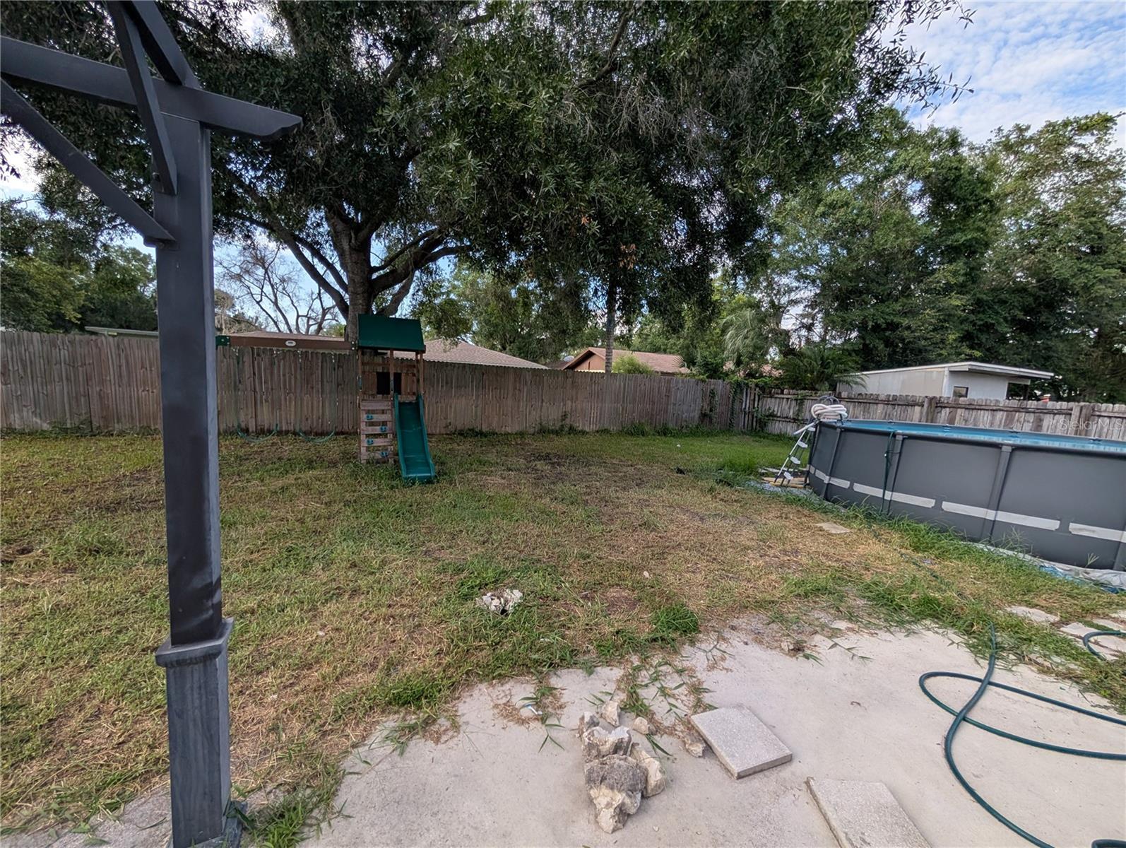 CARROLLWOOD ESTATES - Residential Lease