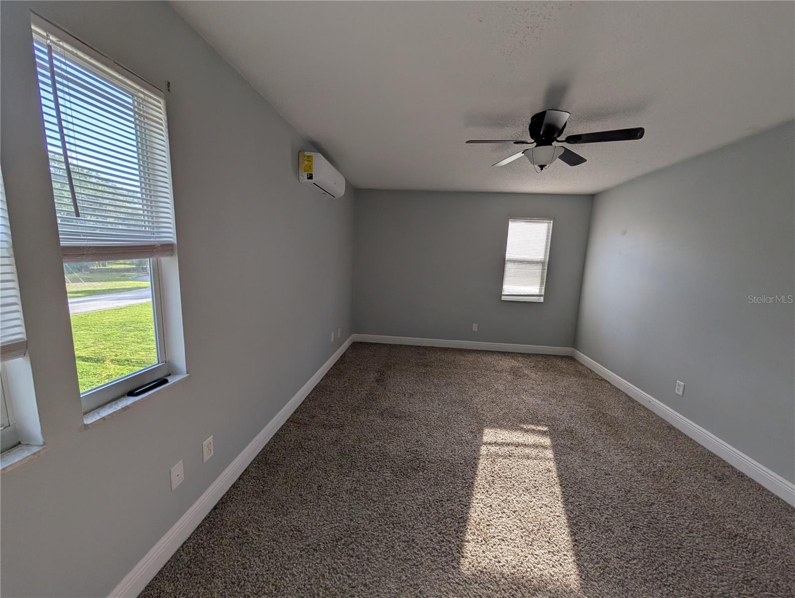 CARROLLWOOD ESTATES - Residential Lease