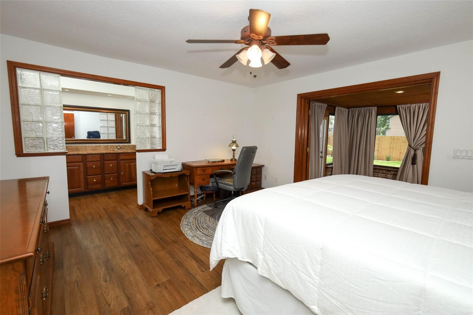 HUNTLEIGH WOODS - Residential