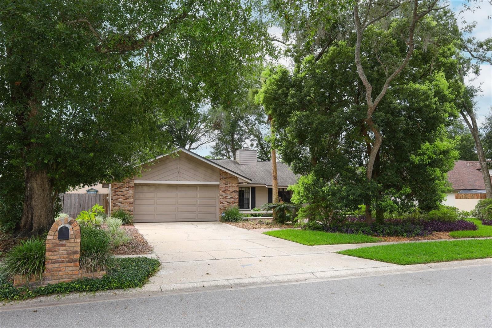HUNTLEIGH WOODS - Residential
