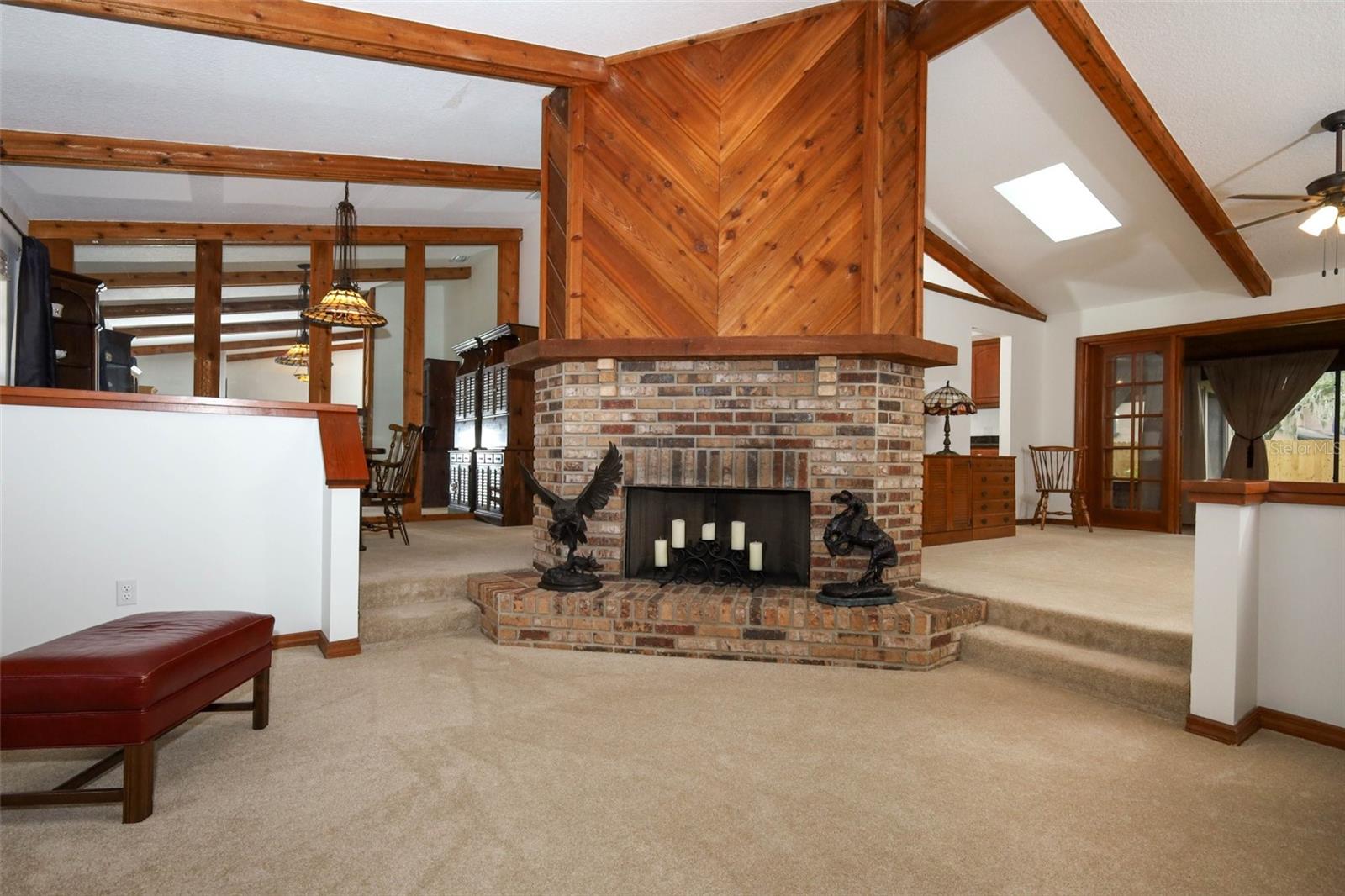 HUNTLEIGH WOODS - Residential
