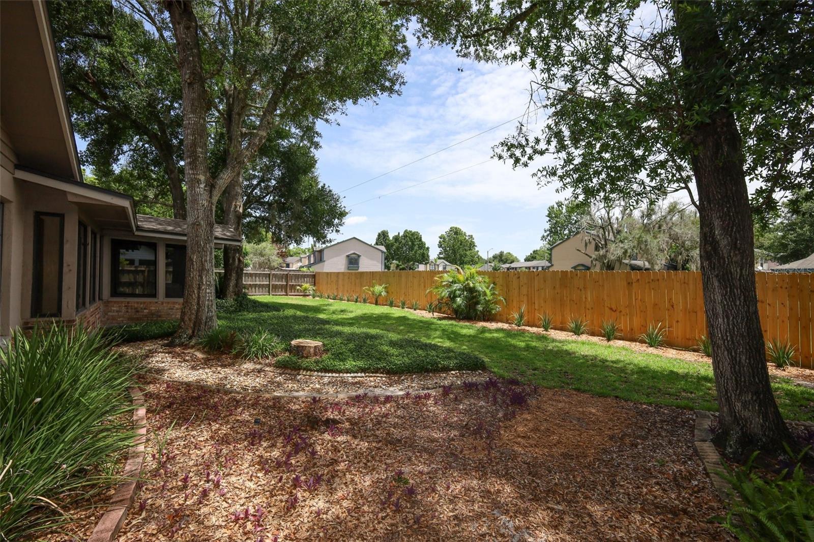 HUNTLEIGH WOODS - Residential