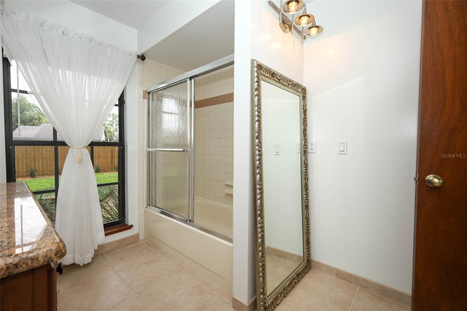 HUNTLEIGH WOODS - Residential