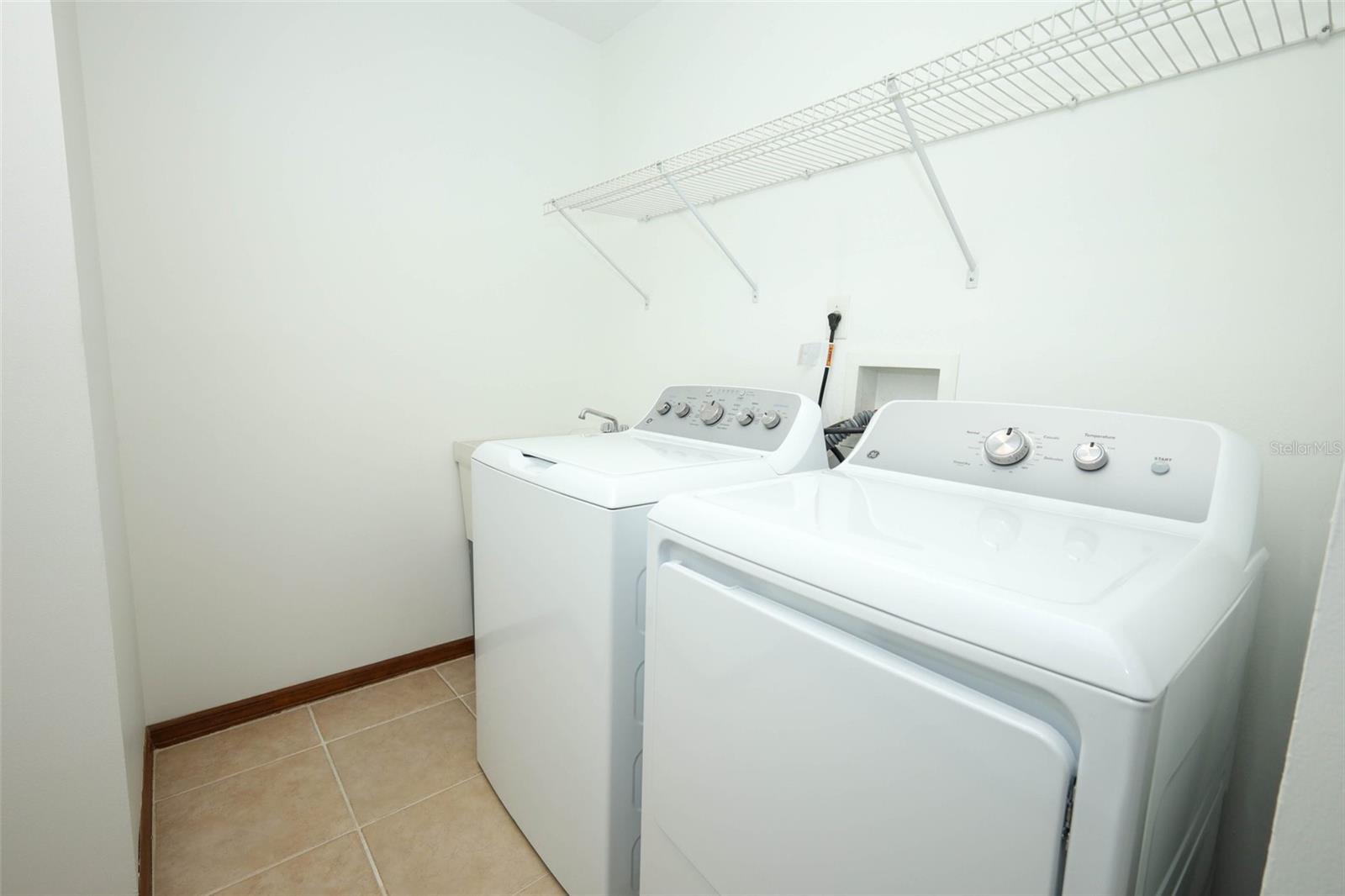 HUNTLEIGH WOODS - Residential