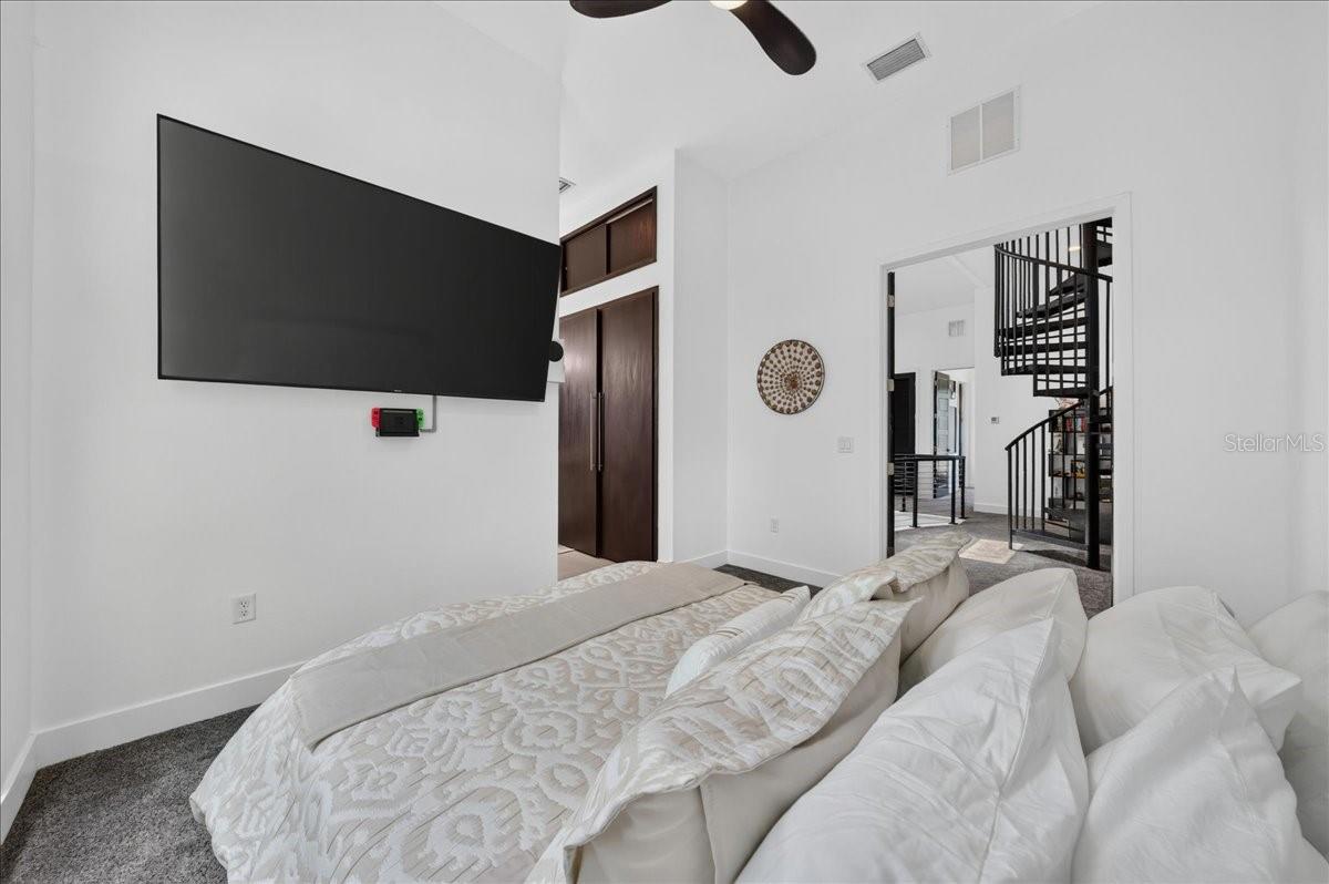 CARROLLWOOD CROSSINGS 2 - Residential