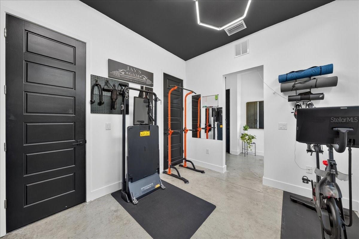 CARROLLWOOD CROSSINGS 2 - Residential