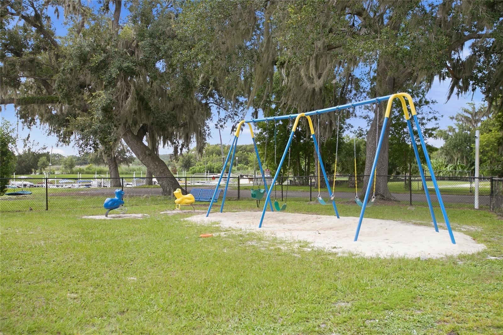 LEISURE WORLD PARK - Residential