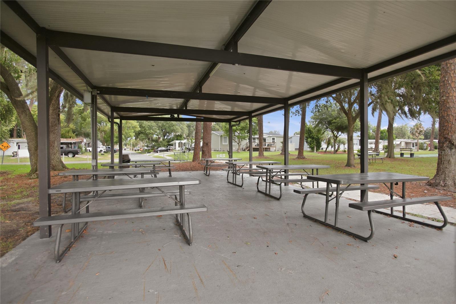 LEISURE WORLD PARK - Residential