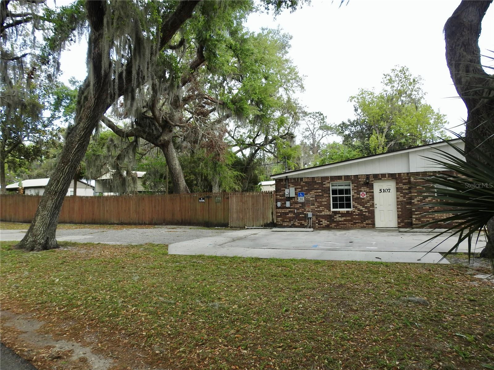 ORANGE HOMES 02 - Commercial Sale