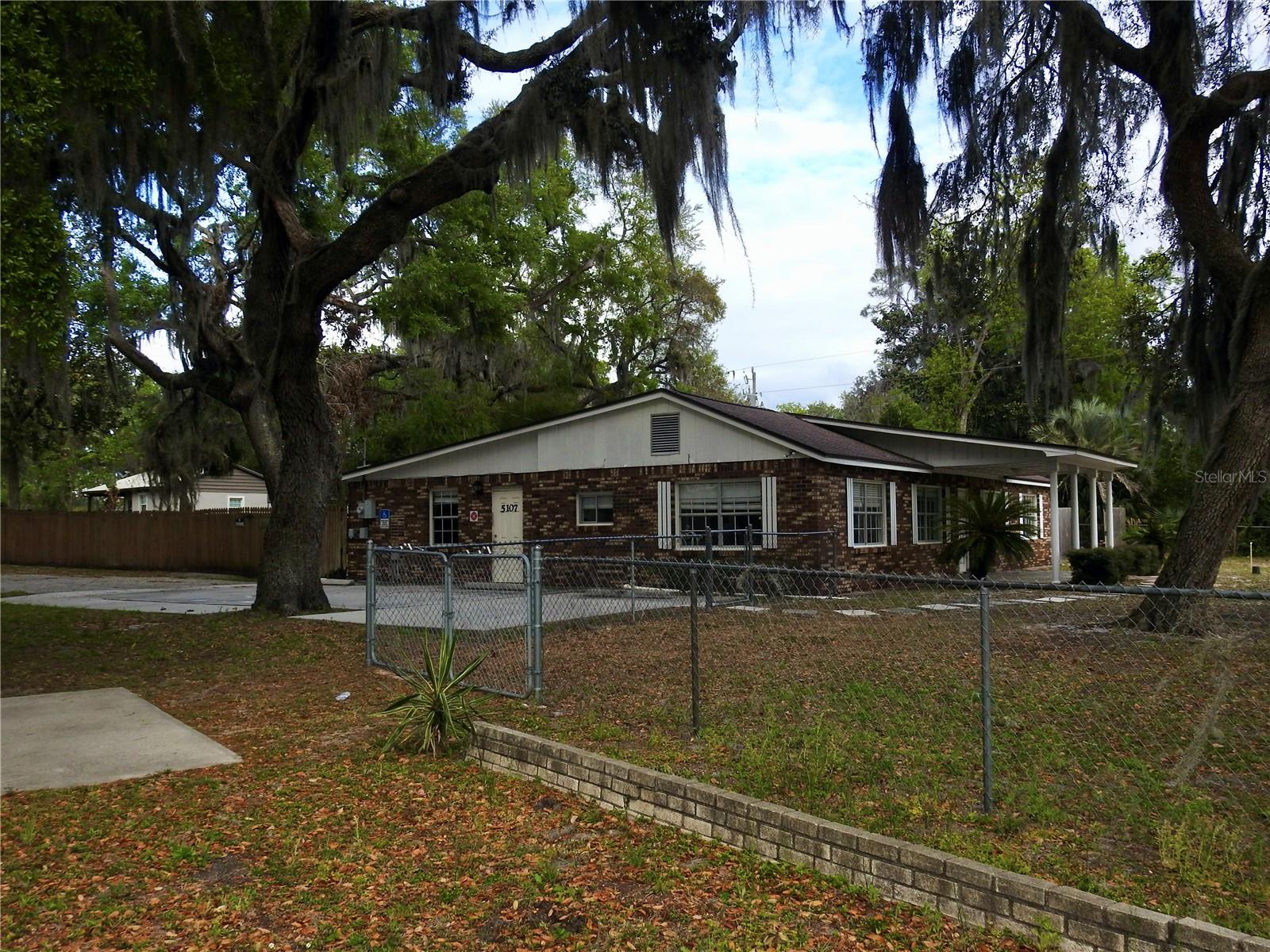 ORANGE HOMES 02 - Commercial Sale