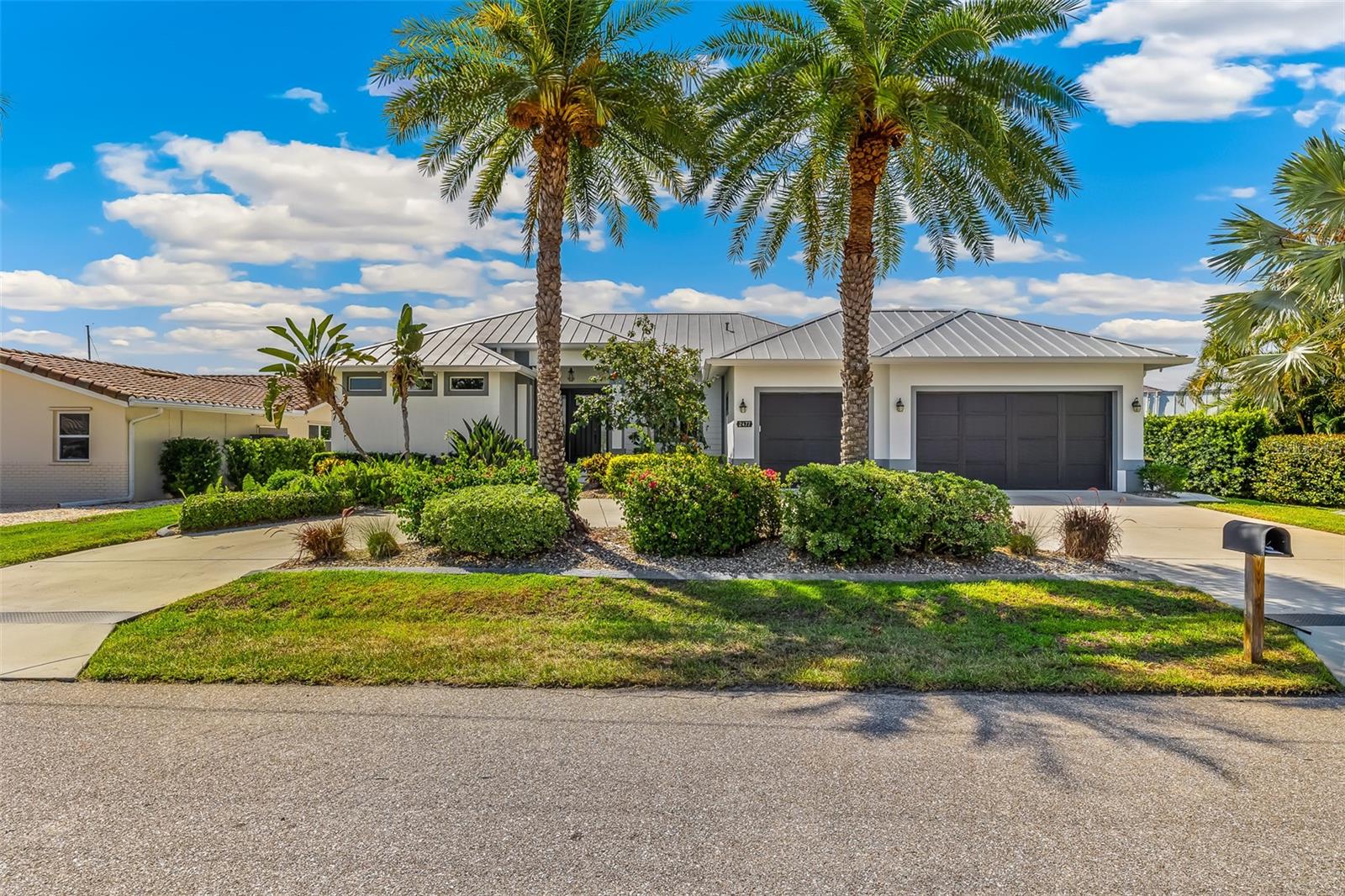 PUNTA GORDA ISLES SEC 04 - Residential