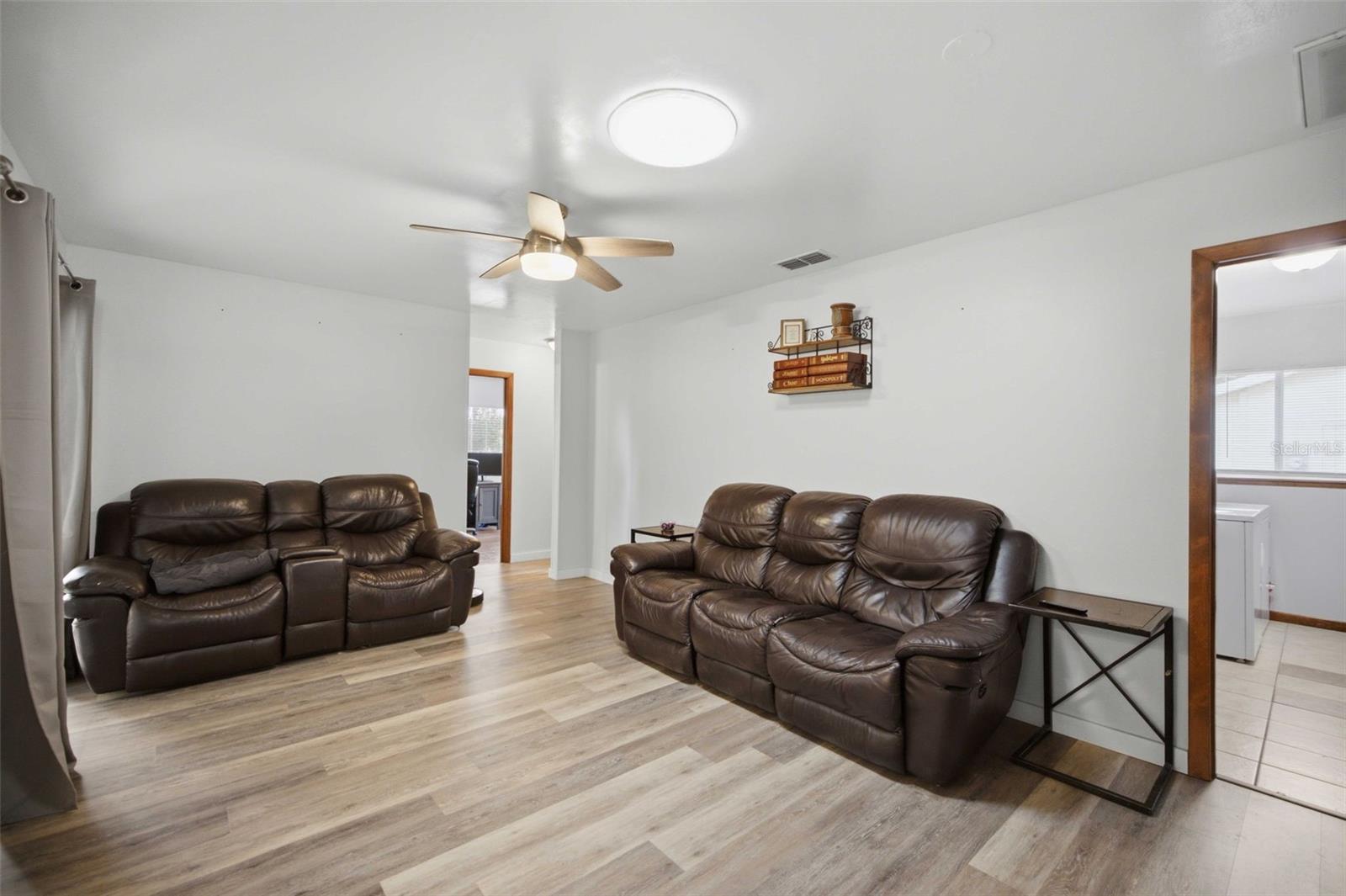 PALM CAY UN 02 - Residential