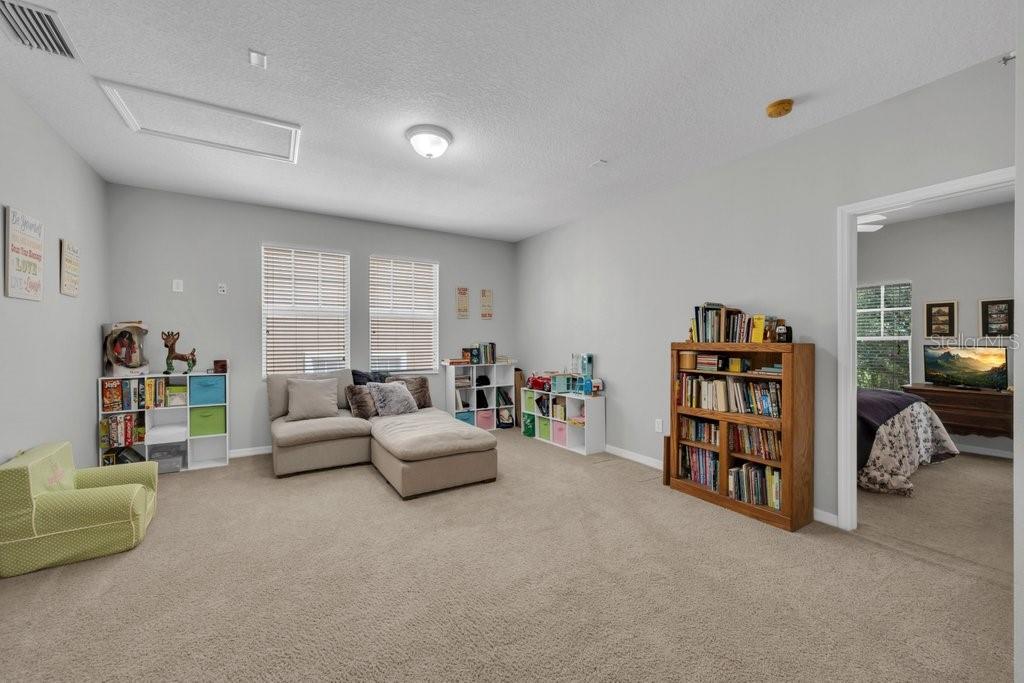 FISHHAWK RANCH TOWNCENTER PH 2B - Residential