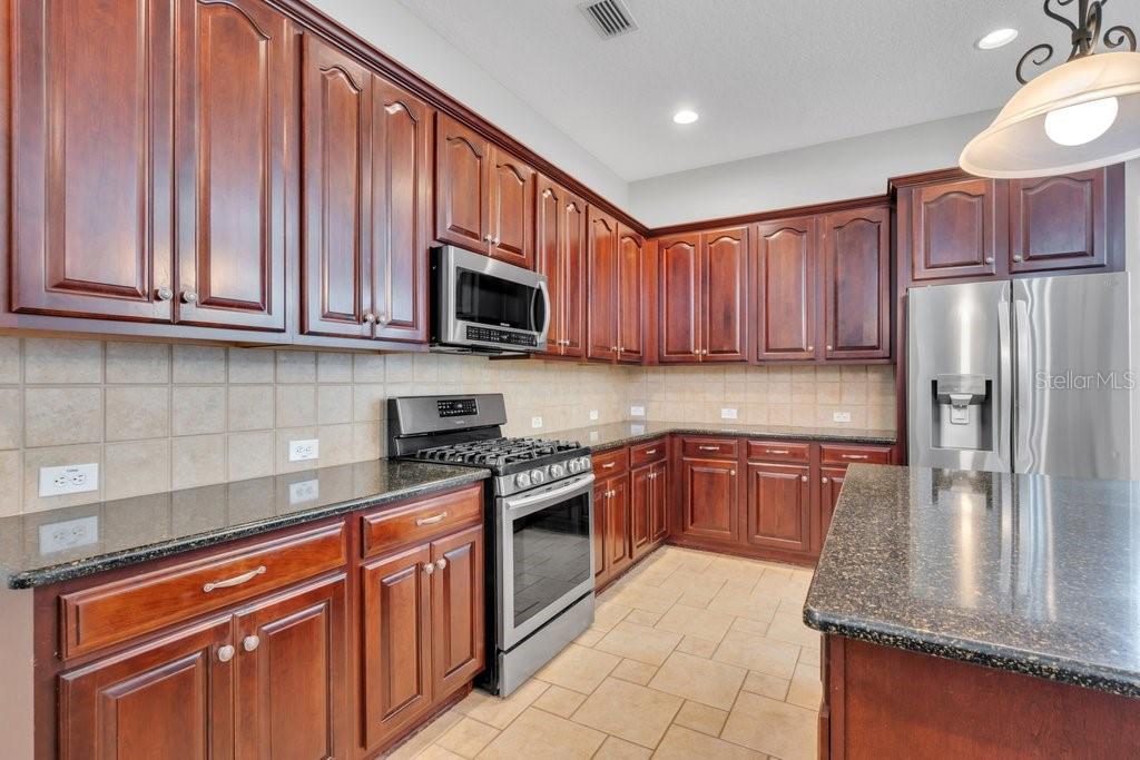 FISHHAWK RANCH TOWNCENTER PH 2B - Residential