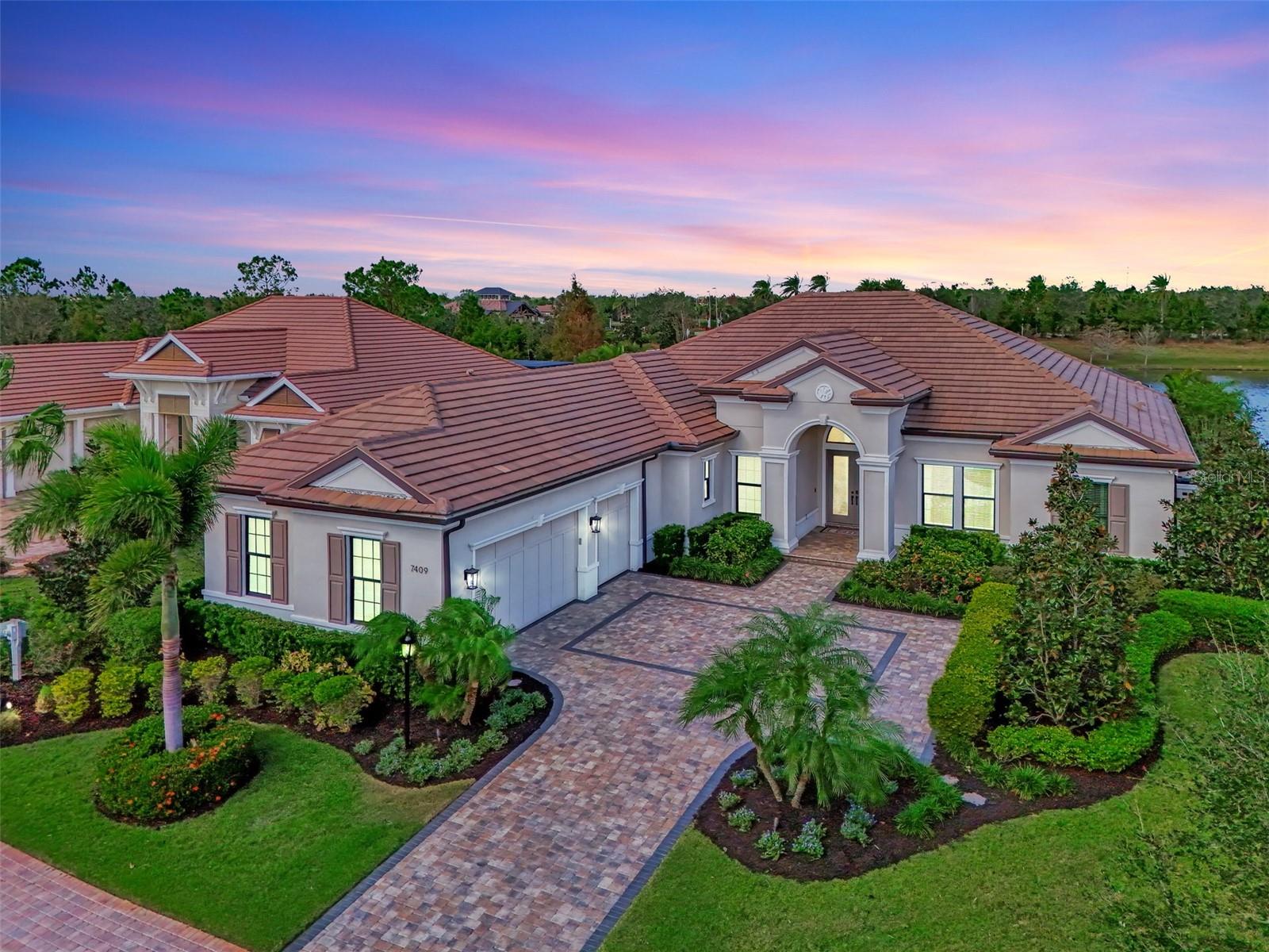 COUNTRY CLUB EAST AT LAKEWOOD RANCH - Residential