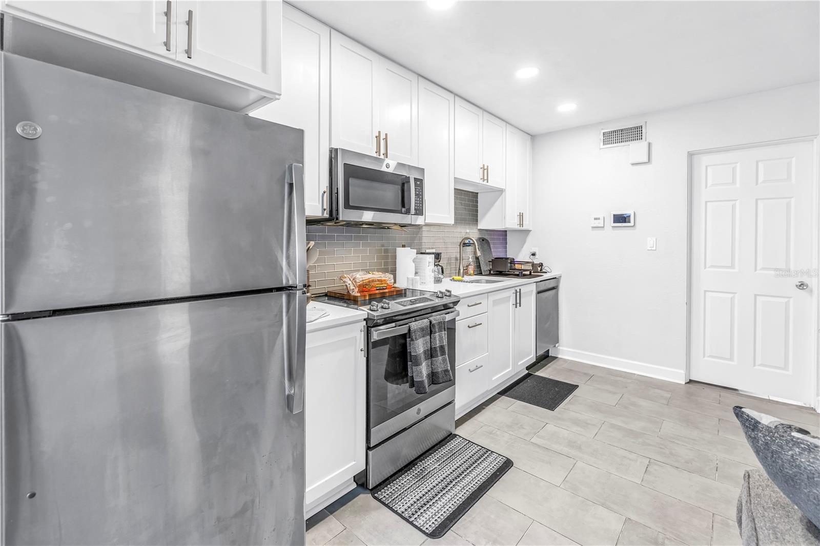 THE SIENA DOWNTOWN CONDO - Residential