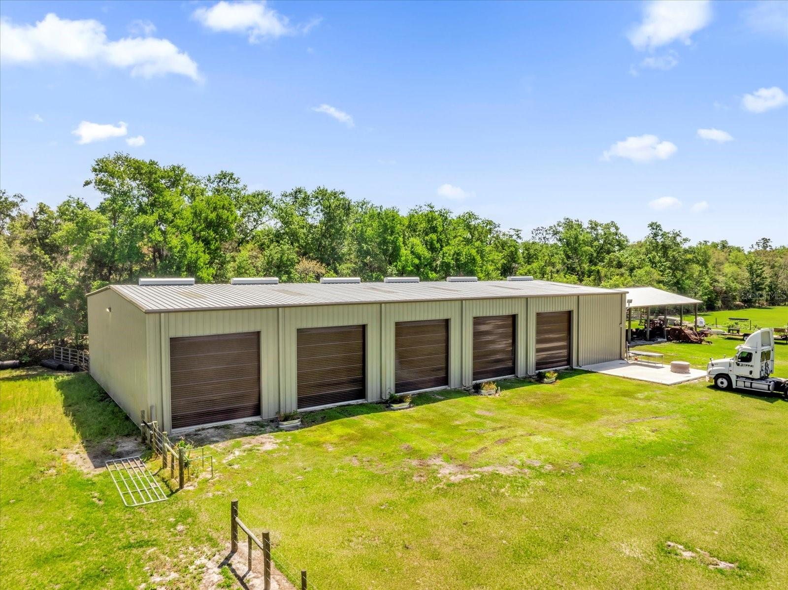 ACREAGE - Land