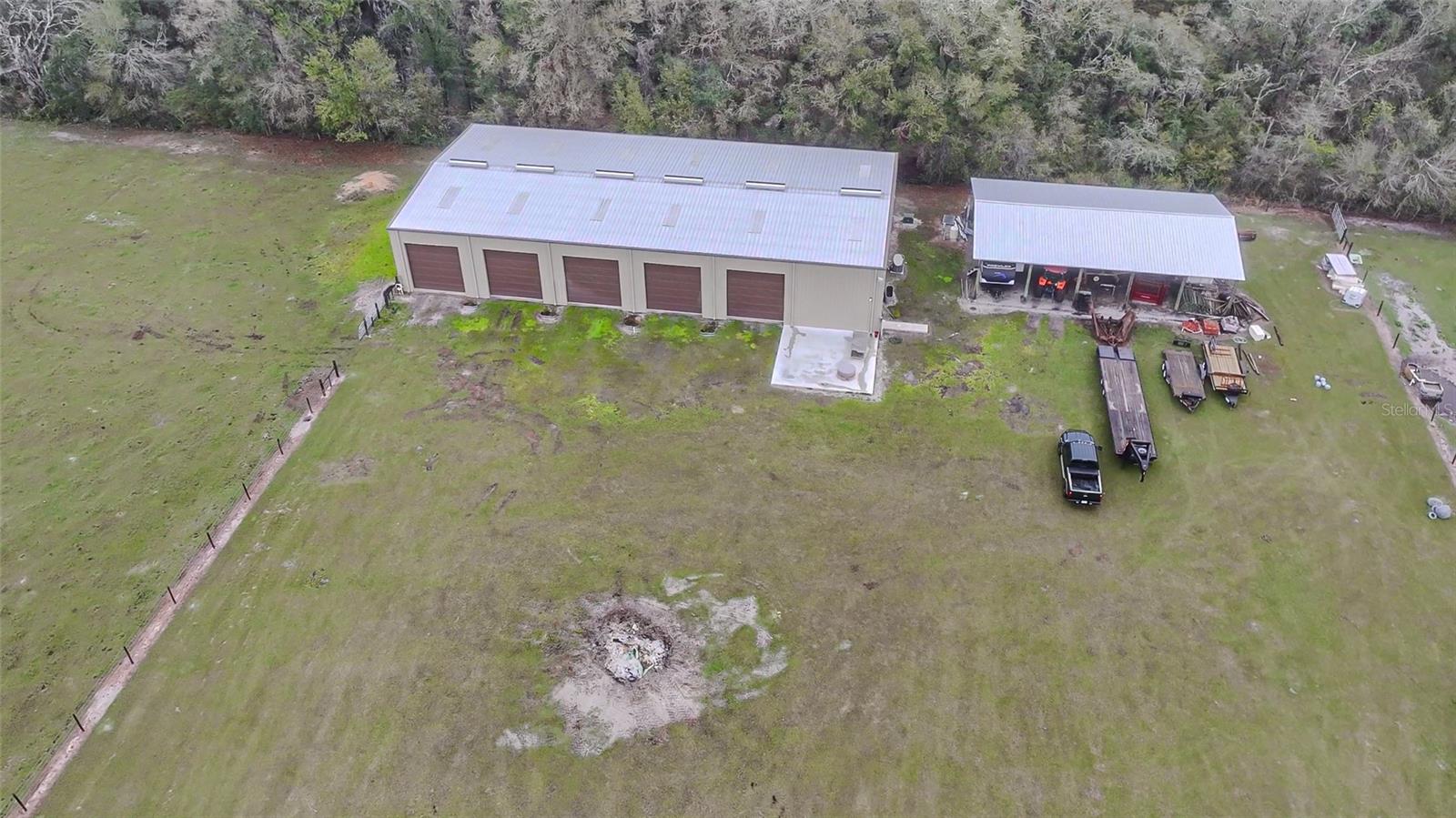 ACREAGE - Land