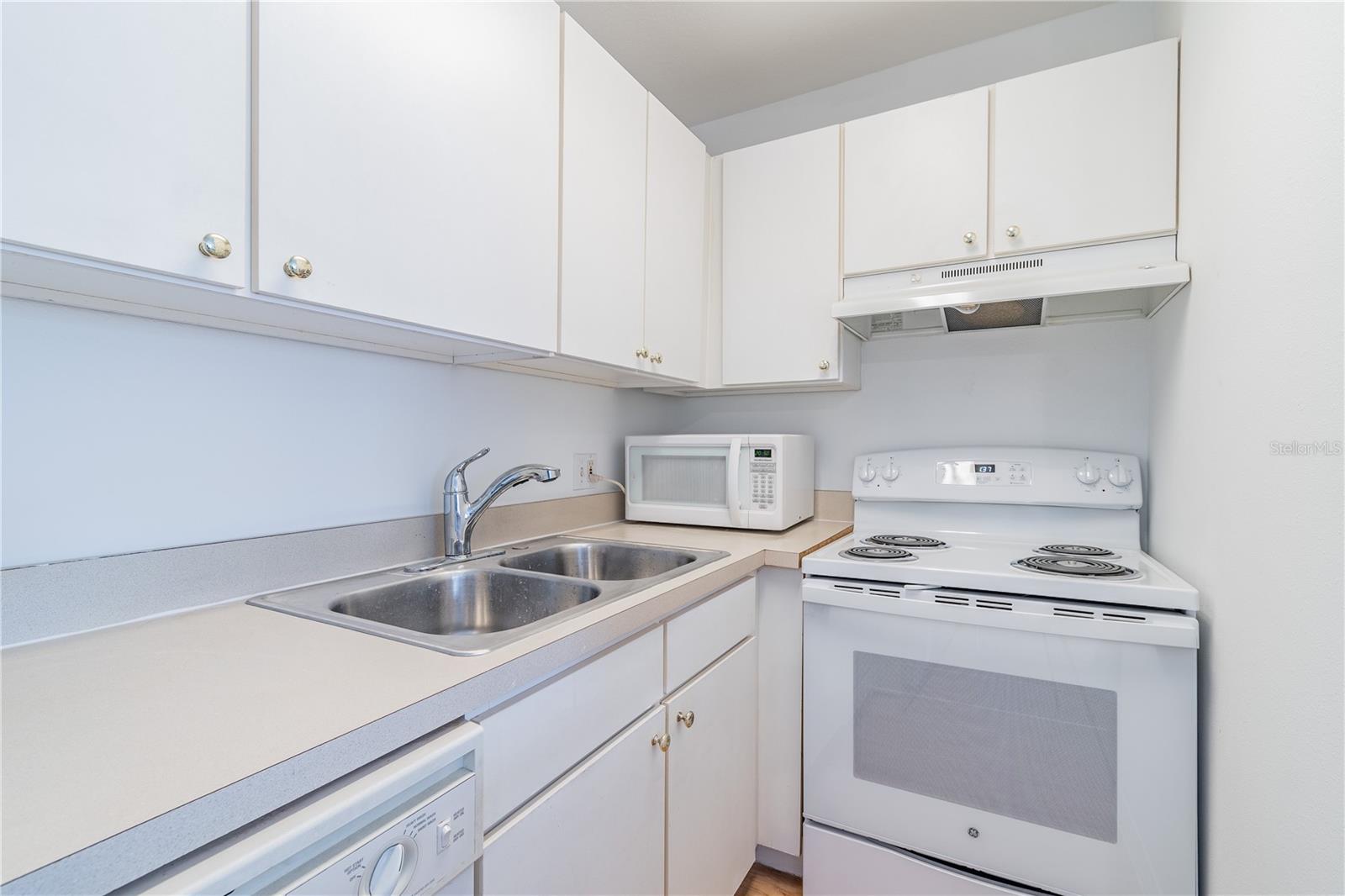 LAKE CHASE CONDO - Residential