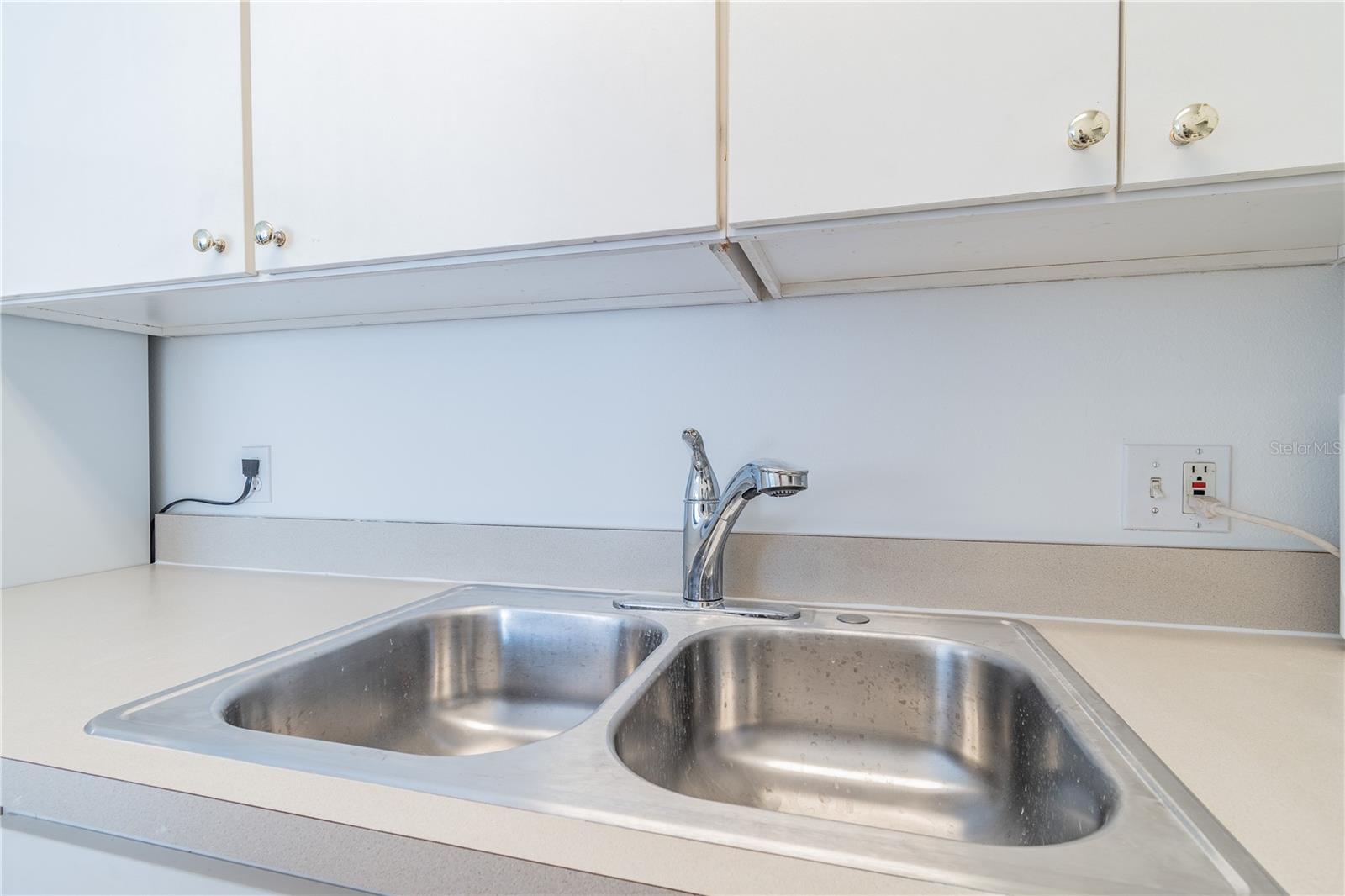 LAKE CHASE CONDO - Residential