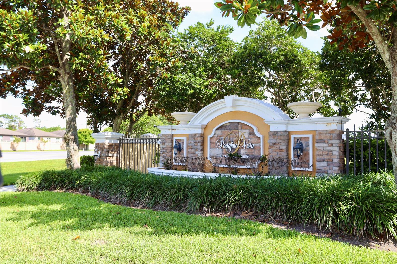 PORTOFINO VISTA - Residential
