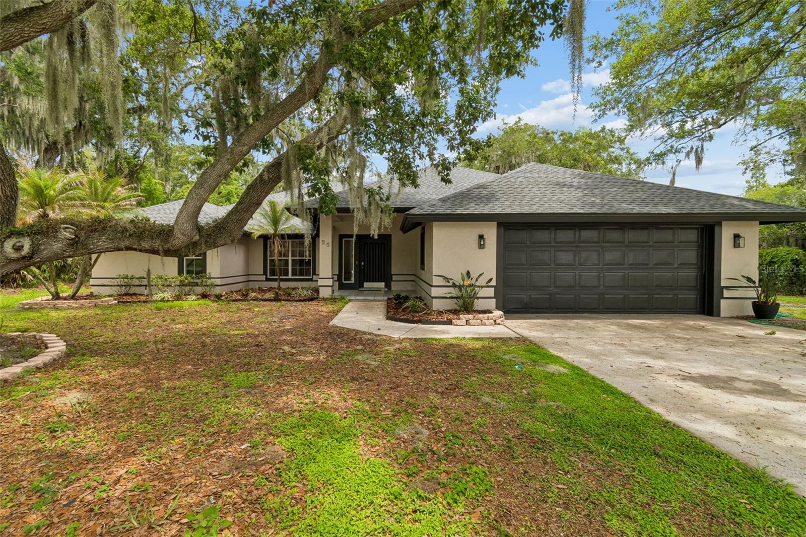 CHRISTINA WOODS PH 06 - Residential Lease