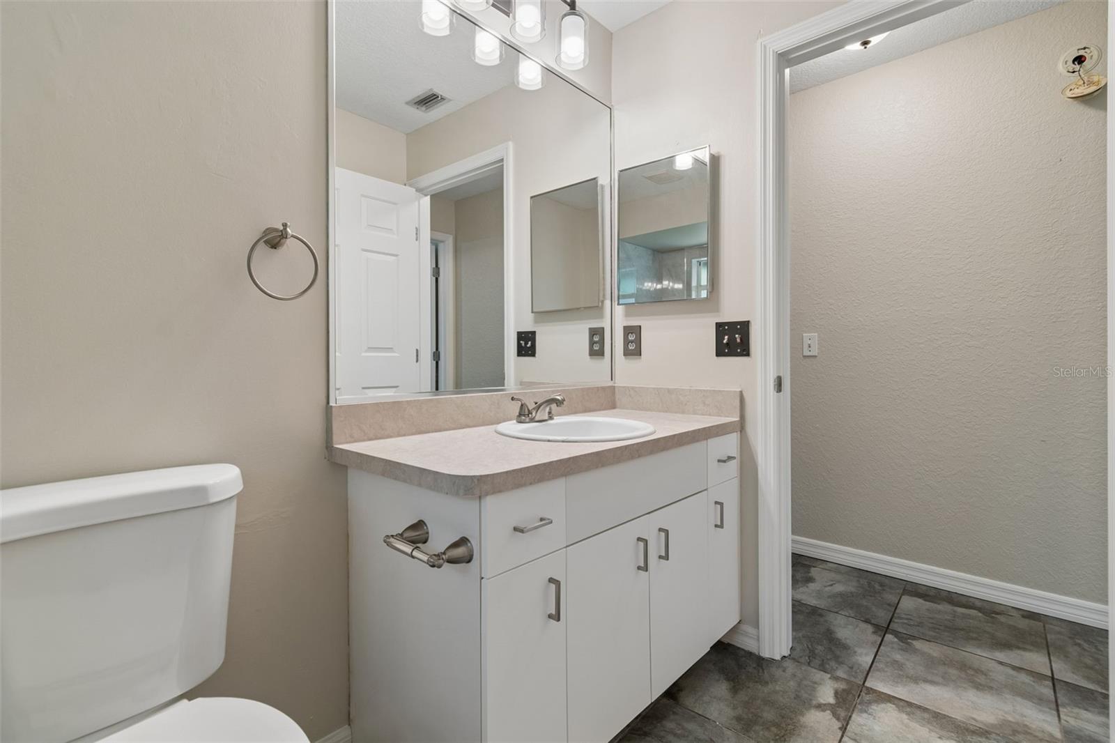 CHRISTINA WOODS PH 06 - Residential Lease