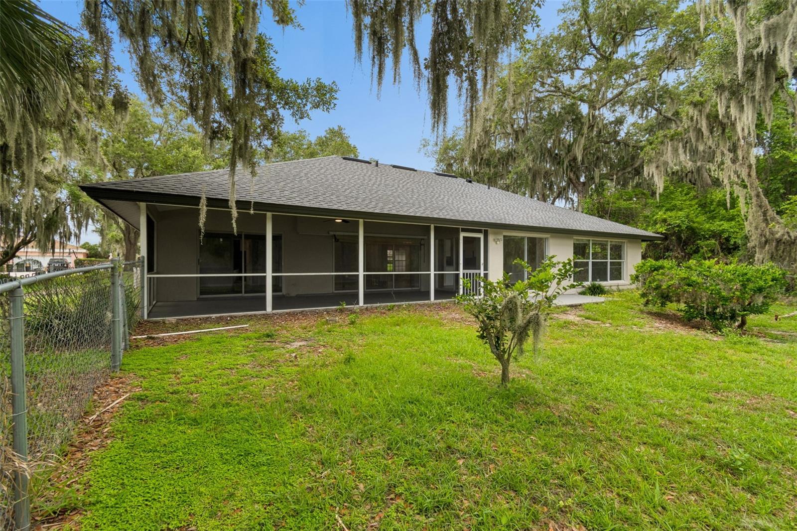 CHRISTINA WOODS PH 06 - Residential Lease