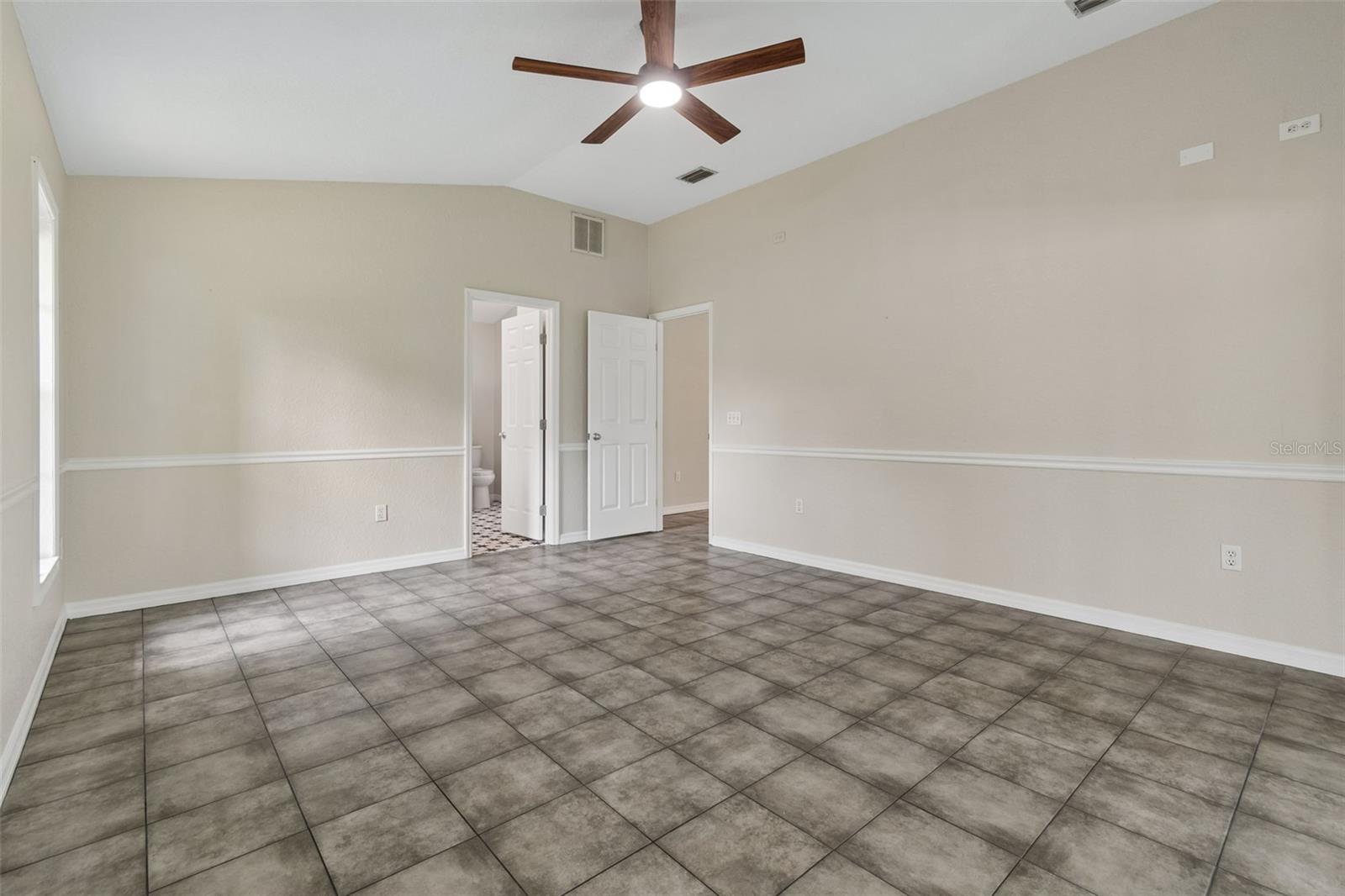 CHRISTINA WOODS PH 06 - Residential Lease